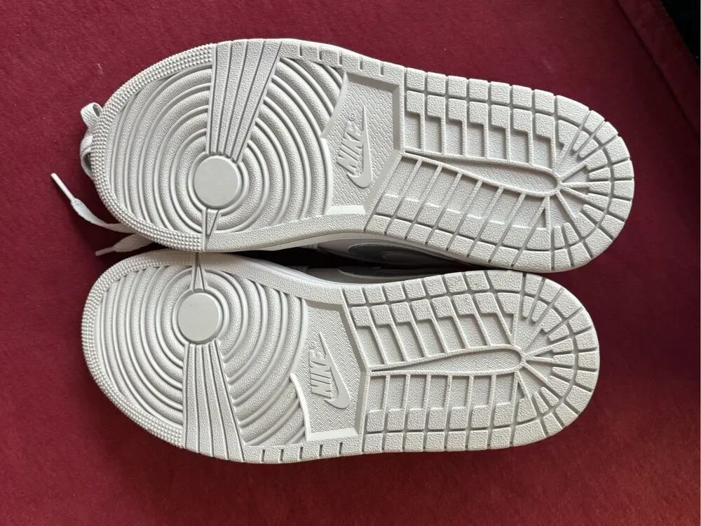 Brand New Nike Men’s White Air Jordan 1 Retro Low OG Sneaker Shoes Size 7